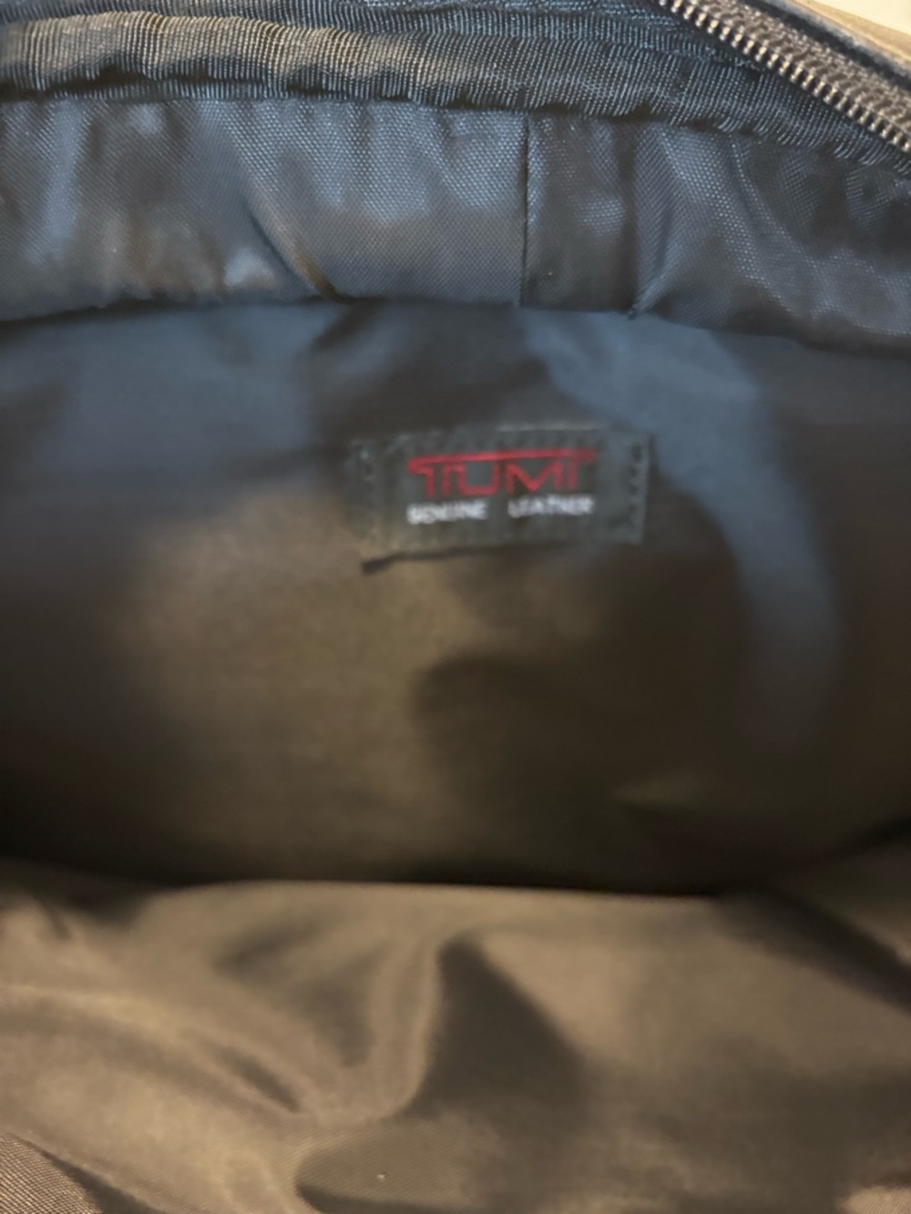 TUMI Black Leather Laptop Briefcase Expandable Work Travel Bag 16” - Picture 10 of 12